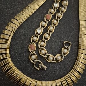 LINSER marked Vintage Gold Finish Collar Necklace & 2 Glass Pearl Bracelet Lot